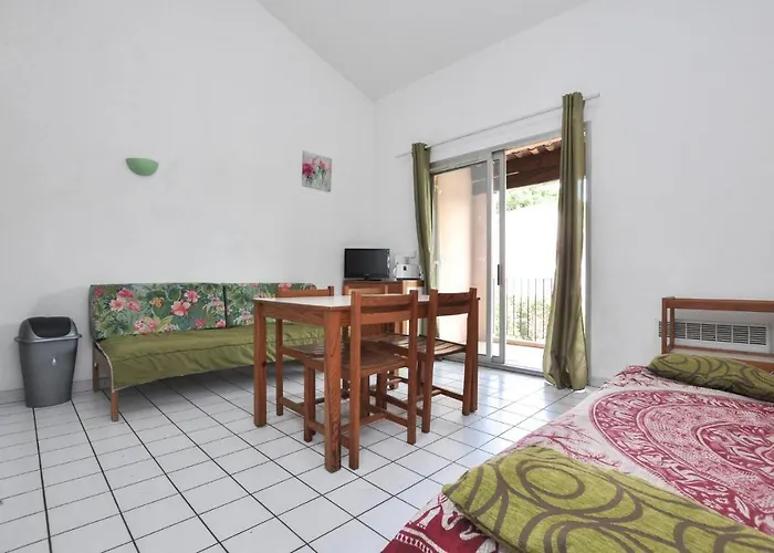 Apartment Amazing In Sainte-Maxime