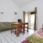 아파트 1 Bedroom Front In 생트막시메